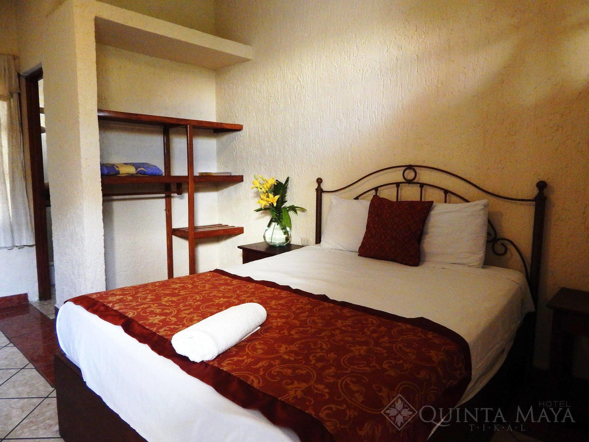 Hotel Quinta Maya Flores Extérieur photo