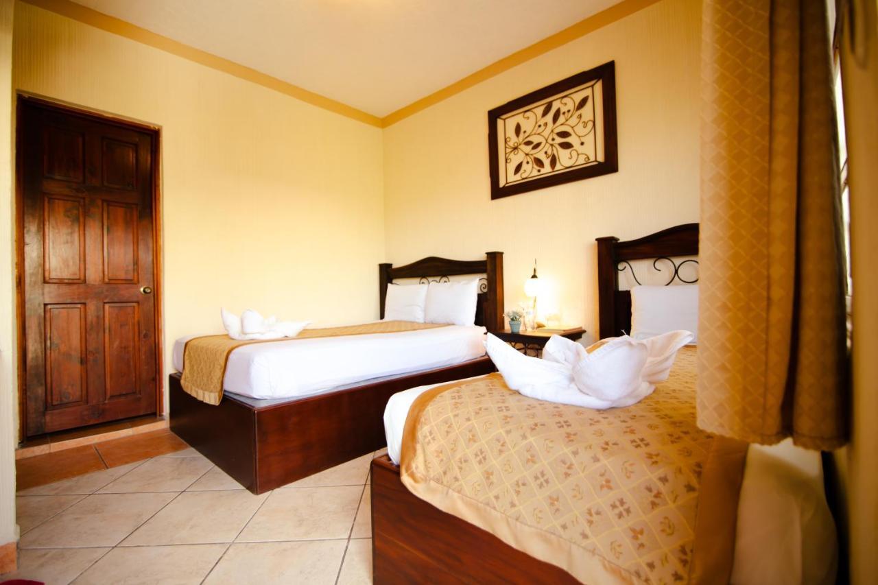 Hotel Quinta Maya Flores Extérieur photo
