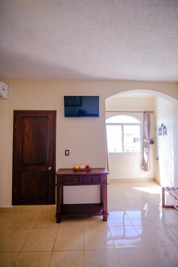 Hotel Quinta Maya Flores Extérieur photo
